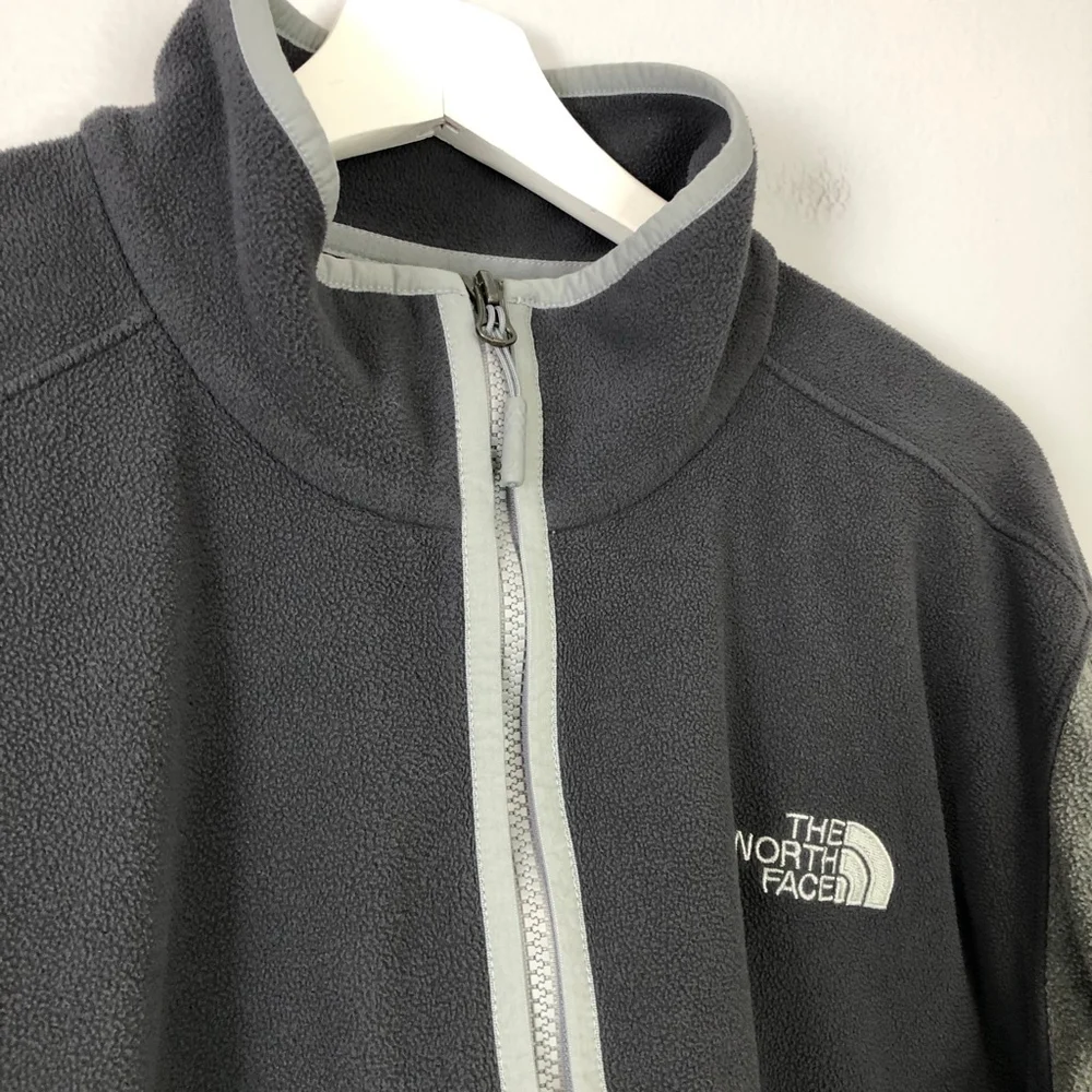 The North Face Black Gray Quarter Zip Pullover XL